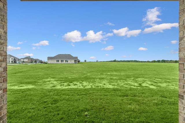 303 Boulden Court, Sealy, TX 77474