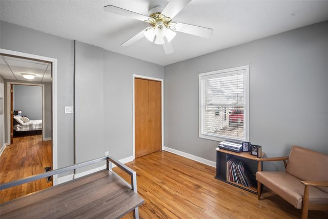 1989 SW 9th Street, Des Moines, IA 50315