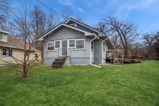 1989 SW 9th Street, Des Moines, IA 50315