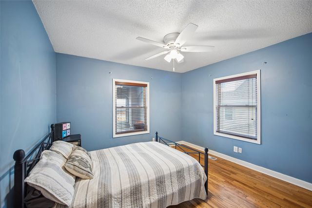 1989 SW 9th Street, Des Moines, IA 50315