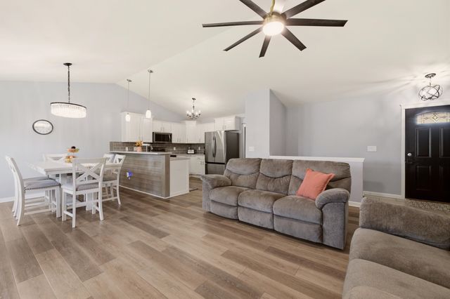 10701 W Dallas, Wichita, KS 67215