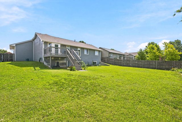 10701 W Dallas, Wichita, KS 67215