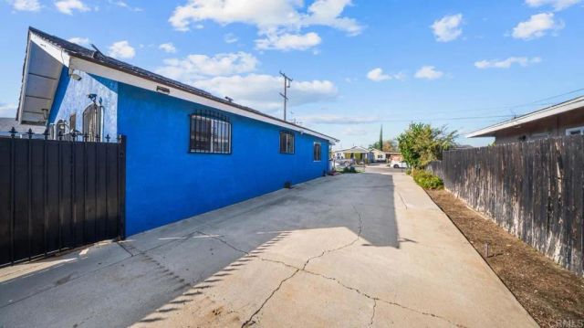 671 N Gardena Street, San Bernardino, CA 92411