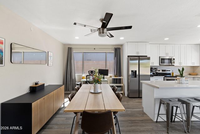 2210 E EDGEWOOD Avenue, Mesa, AZ 85204