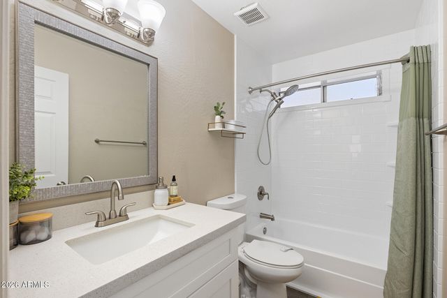 2210 E EDGEWOOD Avenue, Mesa, AZ 85204