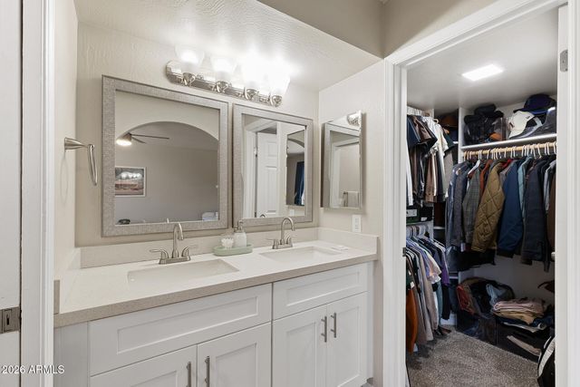 2210 E EDGEWOOD Avenue, Mesa, AZ 85204