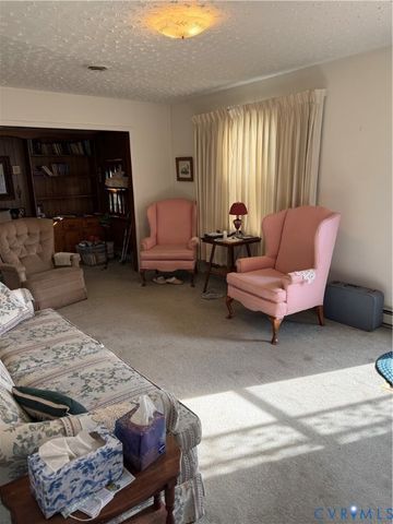 2805 Pickett St, Hopewell, VA 23860