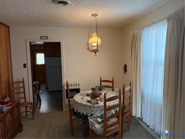 2805 Pickett St, Hopewell, VA 23860