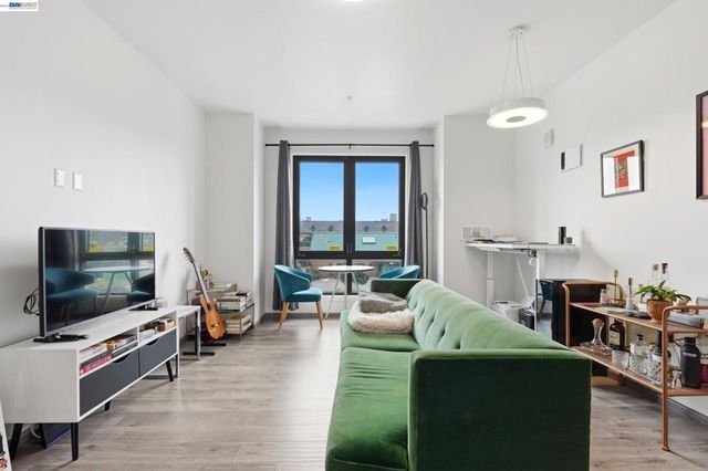 3535 Wawona St 315, San Francisco, CA 94116