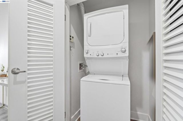 3535 Wawona St 315, San Francisco, CA 94116