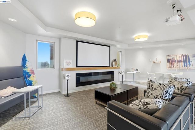 3535 Wawona St 315, San Francisco, CA 94116