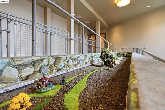 3535 Wawona St 315, San Francisco, CA 94116