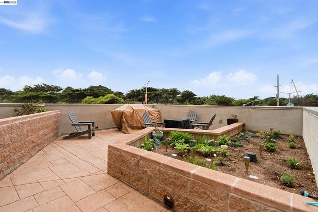 3535 Wawona St 315, San Francisco, CA 94116