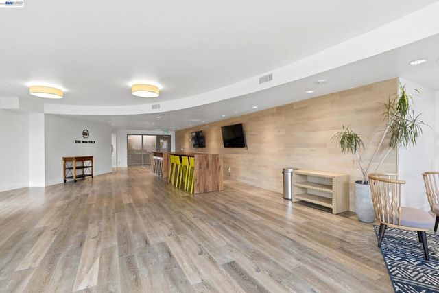 3535 Wawona St 315, San Francisco, CA 94116