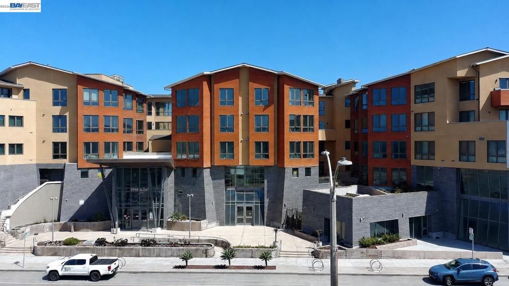 3535 Wawona St 315, San Francisco, CA 94116