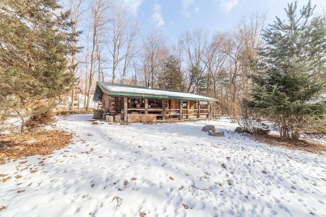 W3480 Lake Drive, Montello, WI 53949