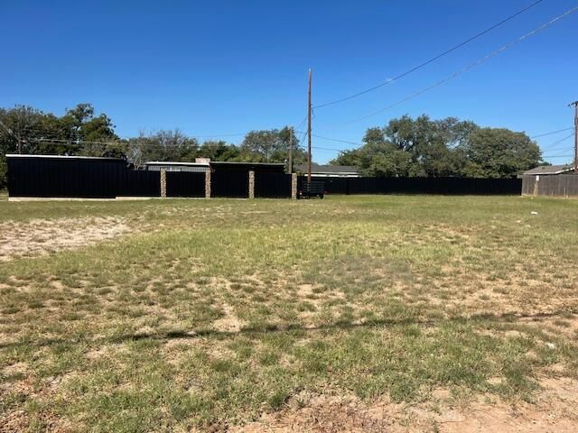 3920 Avenue U, Lubbock, TX 79412