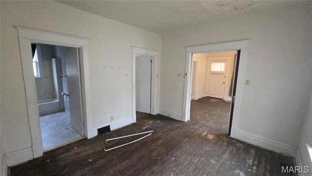 6350 Madison Avenue, St Louis, MO 63134