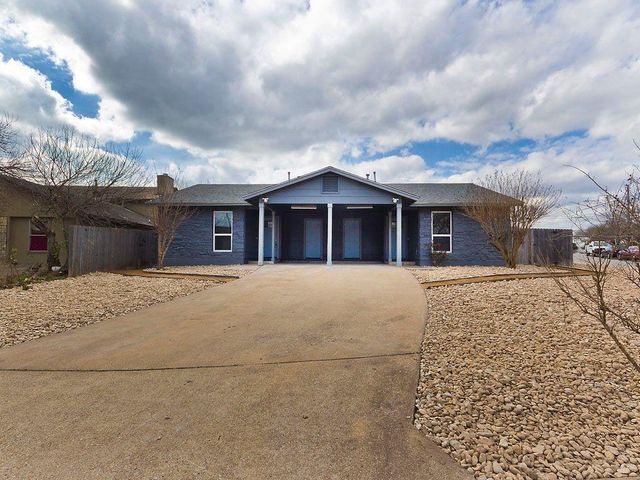 3411 Lynridge DR B, Austin, TX 78723
