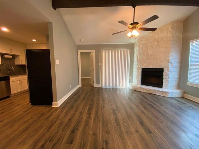 3411 Lynridge DR B, Austin, TX 78723