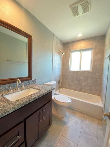 3411 Lynridge DR B, Austin, TX 78723