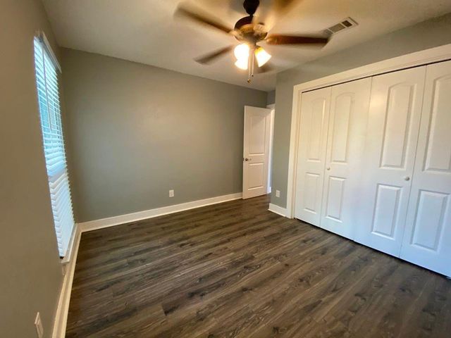 3411 Lynridge DR B, Austin, TX 78723