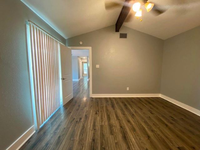 3411 Lynridge DR B, Austin, TX 78723