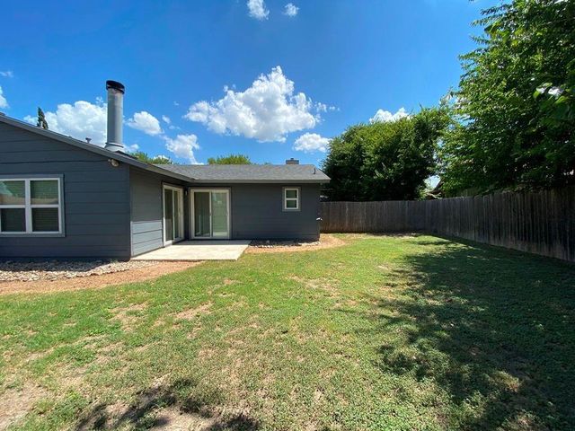 3411 Lynridge DR B, Austin, TX 78723