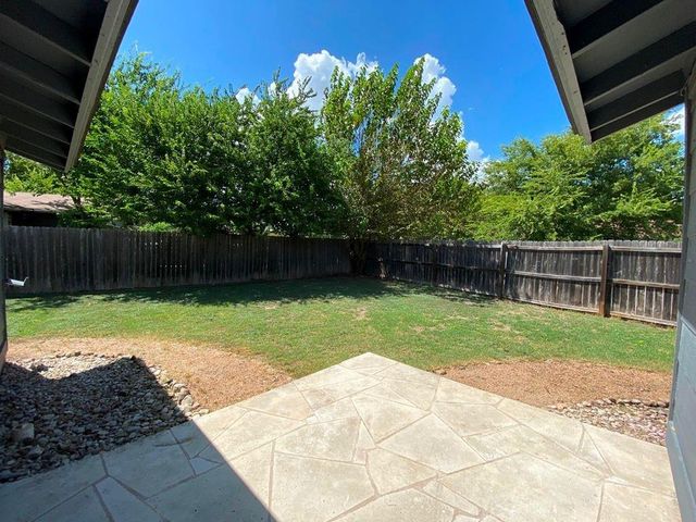 3411 Lynridge DR B, Austin, TX 78723