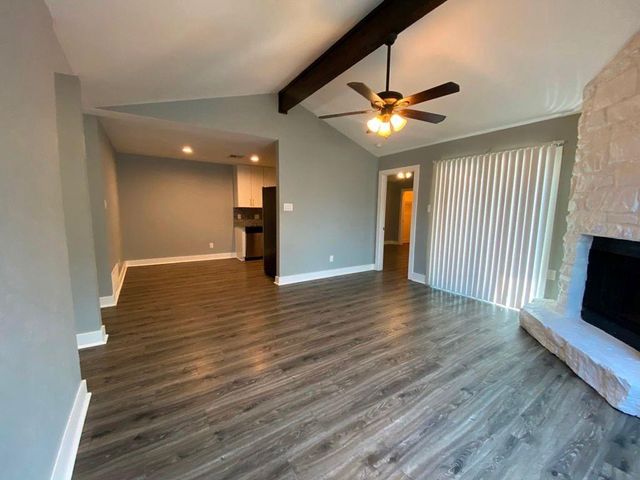 3411 Lynridge DR B, Austin, TX 78723