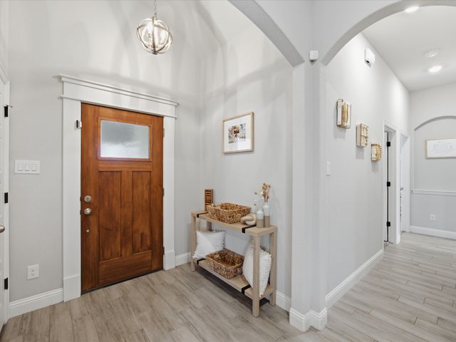 956 Sam Street, Springtown, TX 76082