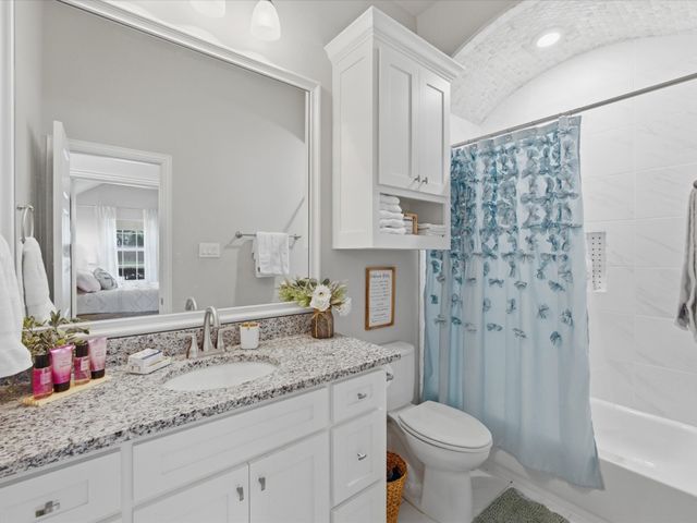 956 Sam Street, Springtown, TX 76082