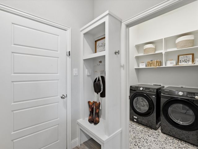 956 Sam Street, Springtown, TX 76082
