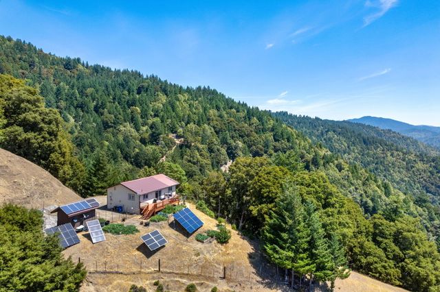 745 Applewood Road, Honeydew, CA 95545