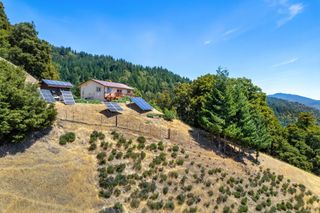 745 Applewood Road, Honeydew, CA 95545