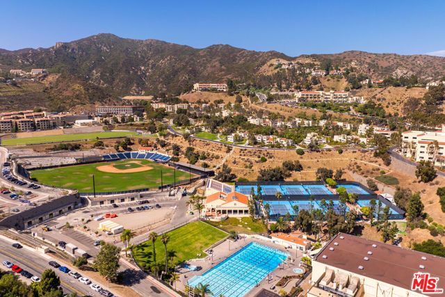 3636 Malibu Country Drive, Malibu, CA 90265