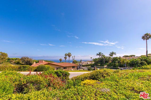 3636 Malibu Country Drive, Malibu, CA 90265