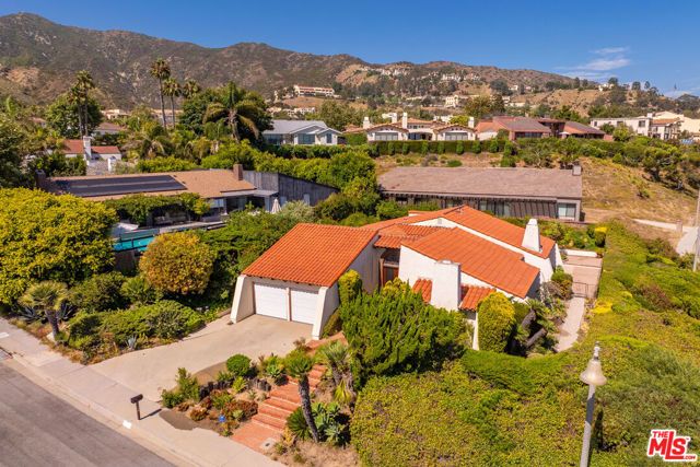 3636 Malibu Country Drive, Malibu, CA 90265