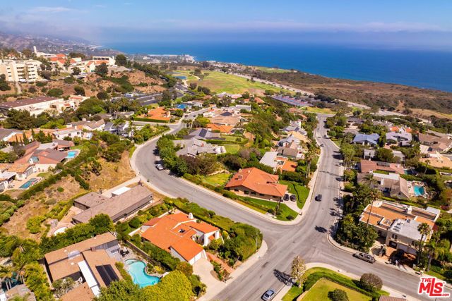 3636 Malibu Country Drive, Malibu, CA 90265
