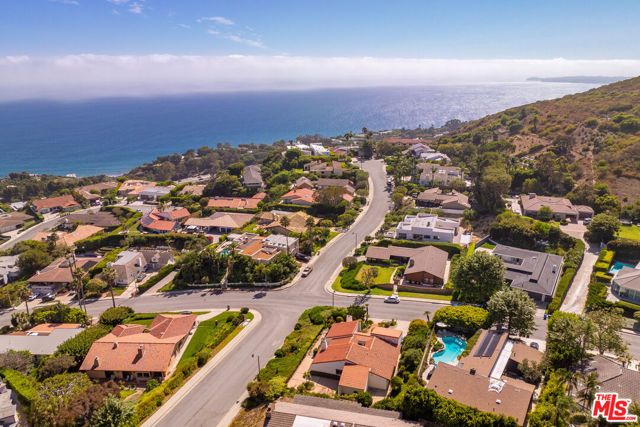 3636 Malibu Country Drive, Malibu, CA 90265