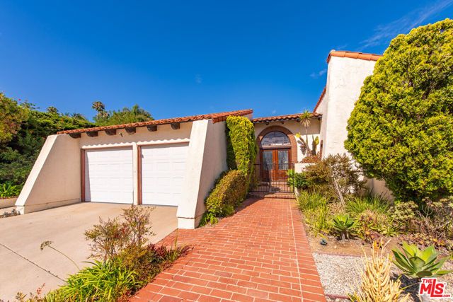 3636 Malibu Country Drive, Malibu, CA 90265
