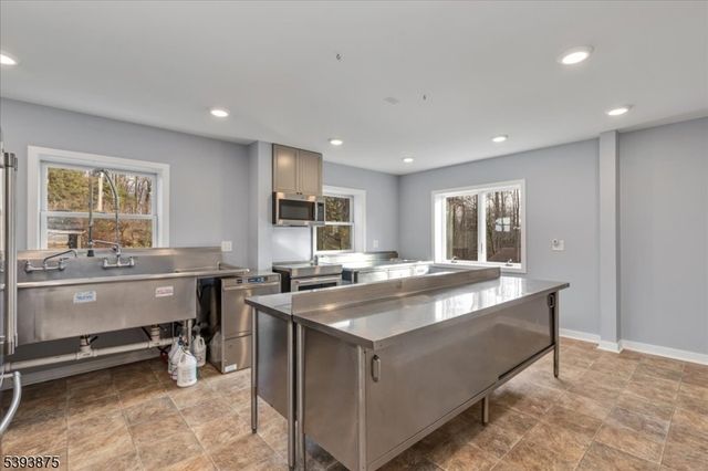 71 Sliker Road, Lebanon Twp., NJ 08826