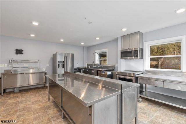 71 Sliker Road, Lebanon Twp., NJ 08826