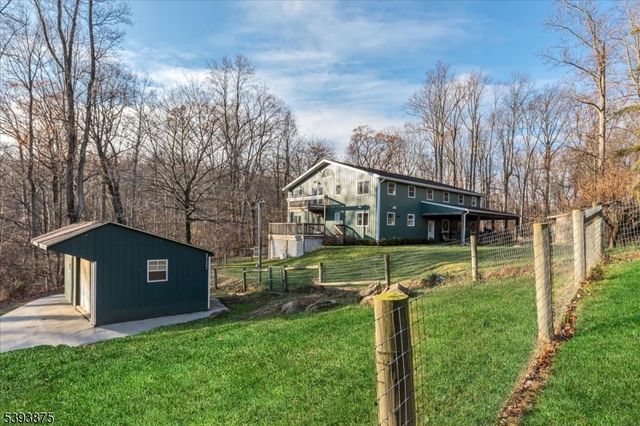 71 Sliker Road, Lebanon Twp., NJ 08826