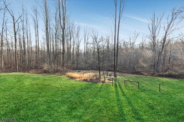 71 Sliker Road, Lebanon Twp., NJ 08826