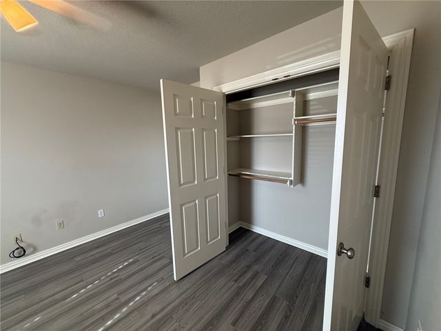 1808 Lancaster Drive, Springdale, AR 72762