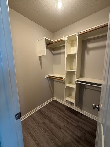 1808 Lancaster Drive, Springdale, AR 72762