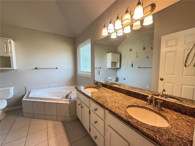 1808 Lancaster Drive, Springdale, AR 72762