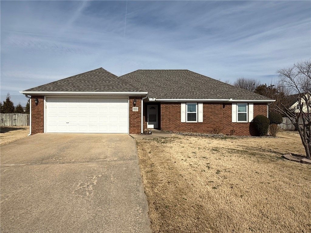 1808 Lancaster Drive, Springdale, AR 72762