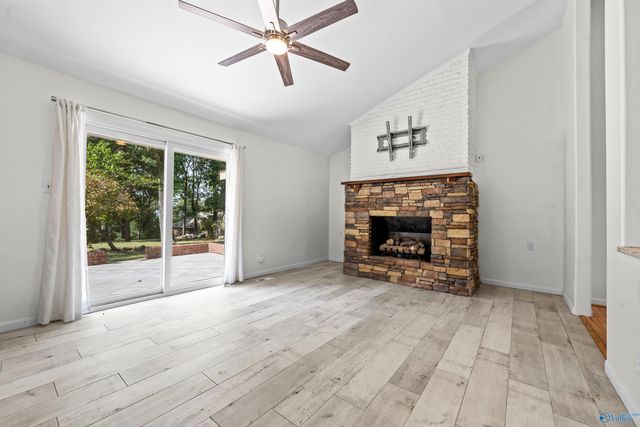 5808 Lenlock Circle SE, Huntsville, AL 35802